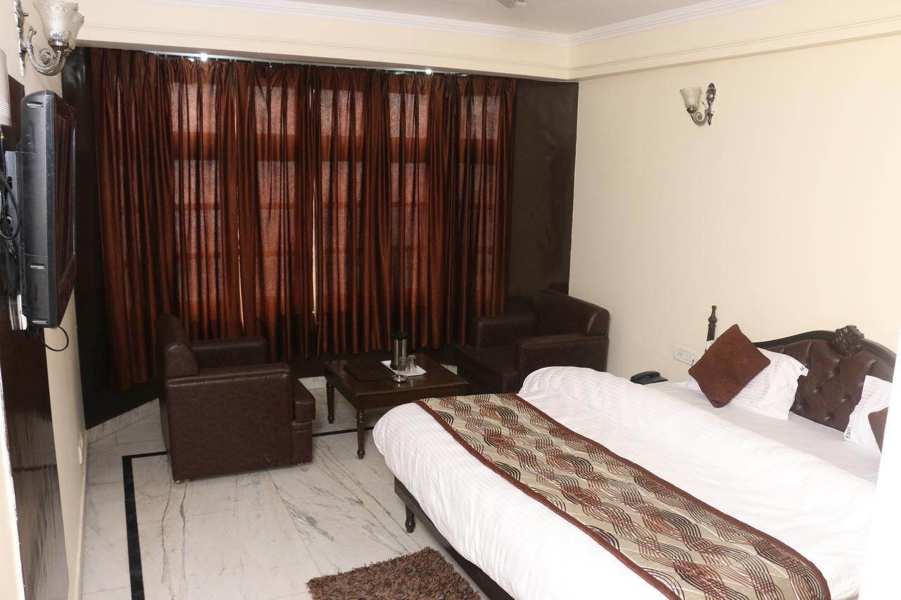 New Bharat Hotel Mussoorie Esterno foto